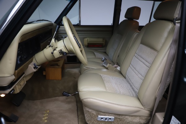 Used 1991 Jeep Grand Wagoneer for sale Sold at Maserati of Westport in Westport CT 06880 13