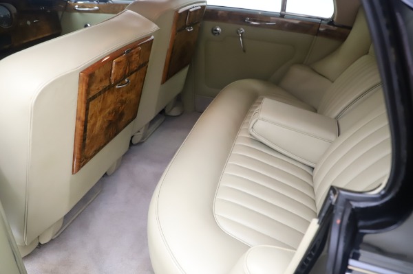 Used 1965 Rolls-Royce Silver Cloud III for sale Sold at Maserati of Westport in Westport CT 06880 19