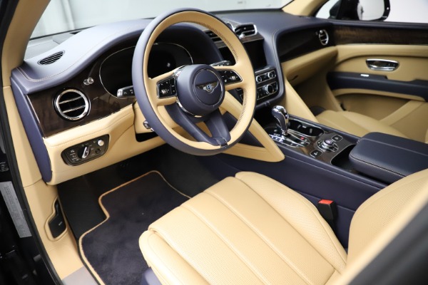 New 2021 Bentley Bentayga V8 for sale Sold at Maserati of Westport in Westport CT 06880 17