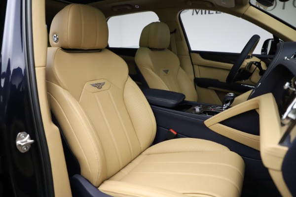 New 2021 Bentley Bentayga V8 for sale Sold at Maserati of Westport in Westport CT 06880 26