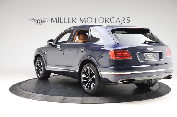 Used 2018 Bentley Bentayga W12 Signature Edition for sale Sold at Maserati of Westport in Westport CT 06880 5