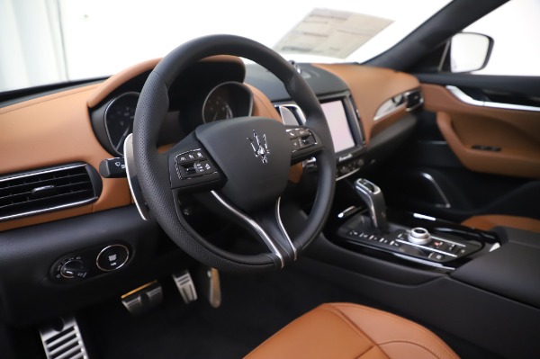 New 2020 Maserati Levante Q4 GranSport for sale $85,585 at Maserati of Westport in Westport CT 06880 16