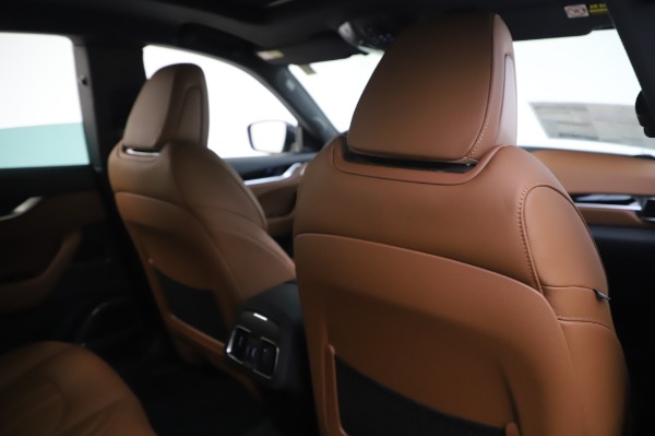 New 2020 Maserati Levante Q4 GranSport for sale $85,585 at Maserati of Westport in Westport CT 06880 28