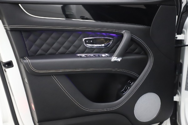 Used 2018 Bentley Bentayga Black Edition for sale Sold at Maserati of Westport in Westport CT 06880 18