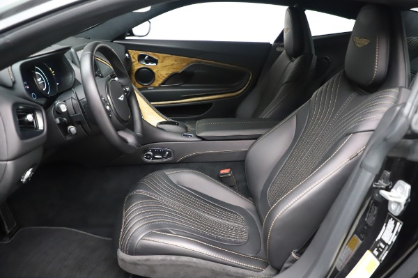 Used 2017 Aston Martin DB11 V12 Coupe for sale $149,900 at Maserati of Westport in Westport CT 06880 14