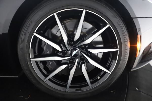 Used 2017 Aston Martin DB11 V12 Coupe for sale $149,900 at Maserati of Westport in Westport CT 06880 25