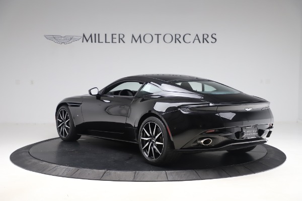 Used 2017 Aston Martin DB11 V12 Coupe for sale $149,900 at Maserati of Westport in Westport CT 06880 4