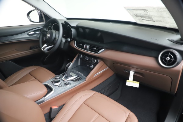 New 2020 Alfa Romeo Stelvio Q4 for sale $49,045 at Maserati of Westport in Westport CT 06880 23