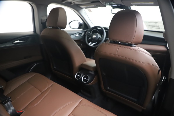 New 2020 Alfa Romeo Stelvio Q4 for sale $49,045 at Maserati of Westport in Westport CT 06880 27