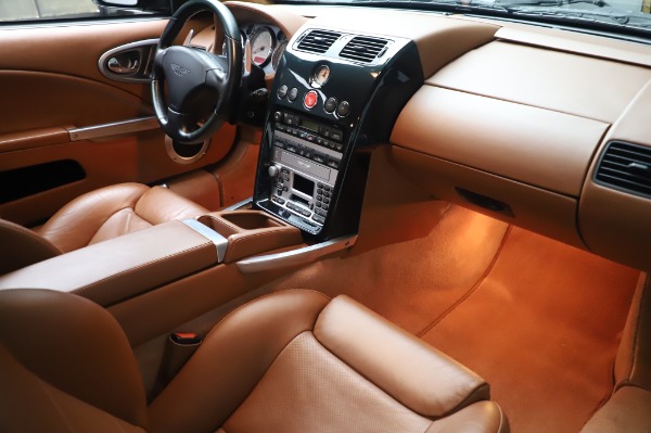 Used 2003 Aston Martin V12 Vanquish Coupe for sale $79,900 at Maserati of Westport in Westport CT 06880 19