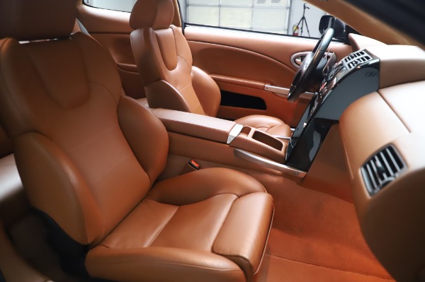 Used 2003 Aston Martin V12 Vanquish Coupe for sale $79,900 at Maserati of Westport in Westport CT 06880 21