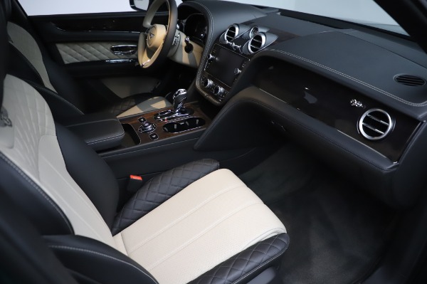 Used 2020 Bentley Bentayga V8 for sale Sold at Maserati of Westport in Westport CT 06880 27