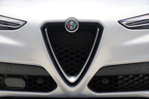 New 2020 Alfa Romeo Stelvio Ti Lusso Q4 for sale $55,045 at Maserati of Westport in Westport CT 06880 13
