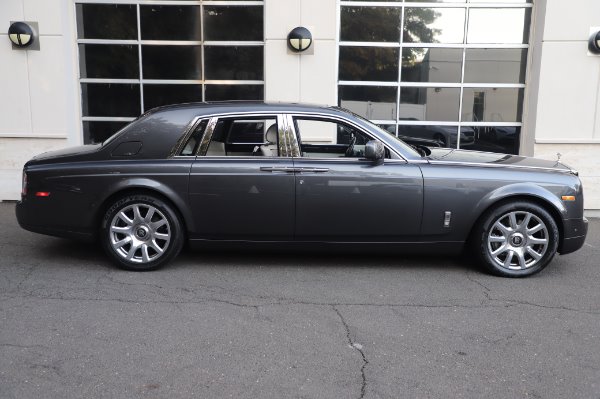Used 2014 Rolls-Royce Phantom for sale Sold at Maserati of Westport in Westport CT 06880 11