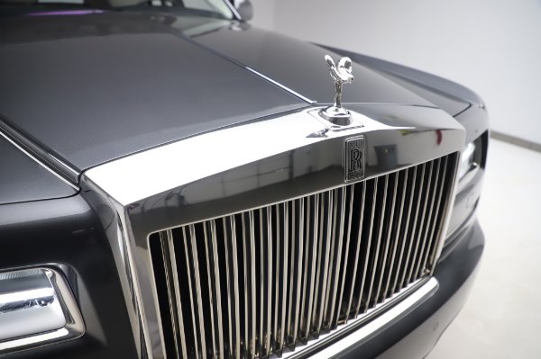 Used 2014 Rolls-Royce Phantom for sale Sold at Maserati of Westport in Westport CT 06880 15