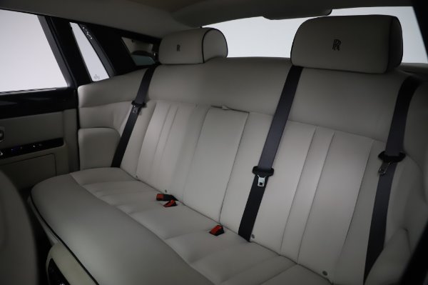 Used 2014 Rolls-Royce Phantom for sale Sold at Maserati of Westport in Westport CT 06880 21