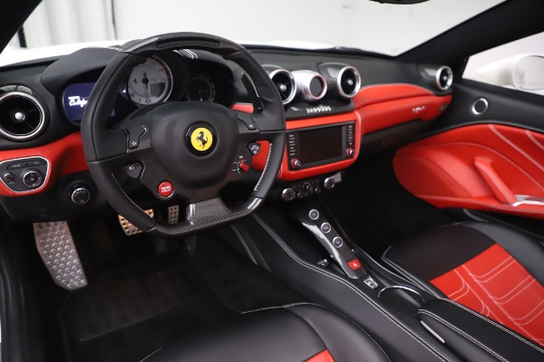Used 2015 Ferrari California T for sale $159,900 at Maserati of Westport in Westport CT 06880 15