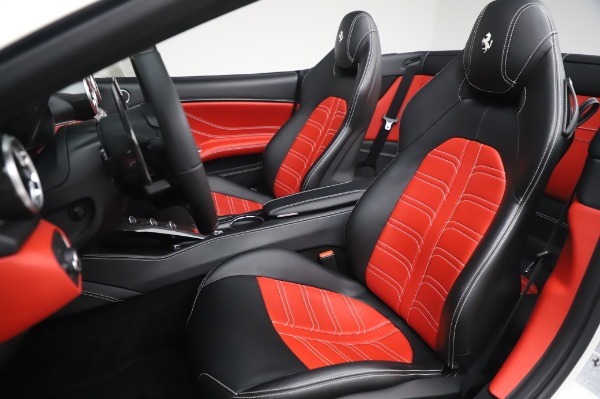 Used 2015 Ferrari California T for sale $159,900 at Maserati of Westport in Westport CT 06880 17