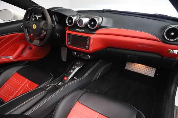 Used 2015 Ferrari California T for sale Sold at Maserati of Westport in Westport CT 06880 21