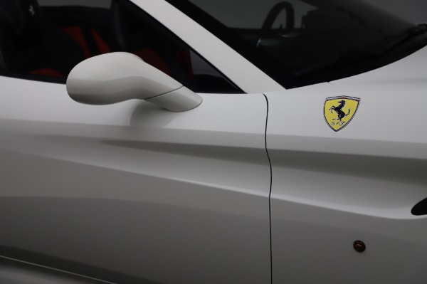 Used 2015 Ferrari California T for sale $159,900 at Maserati of Westport in Westport CT 06880 25