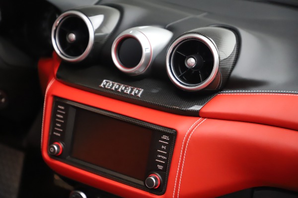Used 2015 Ferrari California T for sale $159,900 at Maserati of Westport in Westport CT 06880 27
