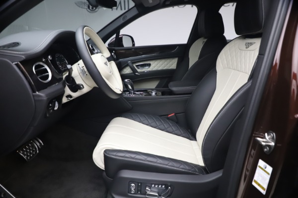 Used 2020 Bentley Bentayga V8 for sale Sold at Maserati of Westport in Westport CT 06880 18