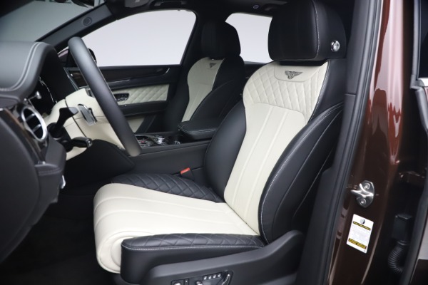 Used 2020 Bentley Bentayga V8 for sale Sold at Maserati of Westport in Westport CT 06880 19