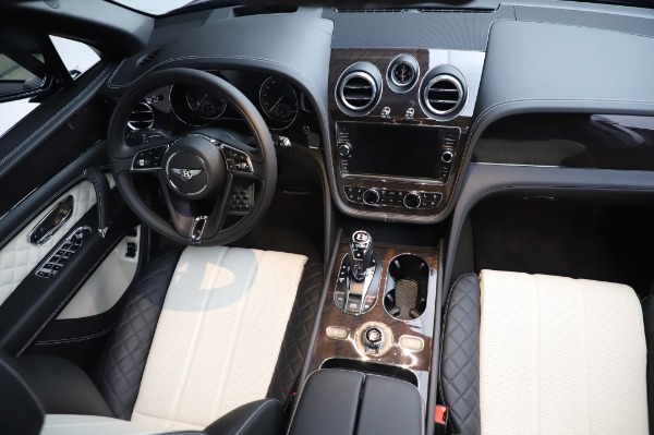 Used 2020 Bentley Bentayga V8 for sale Call for price at Maserati of Westport in Westport CT 06880 23