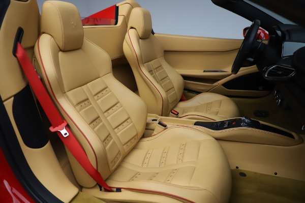 Used 2013 Ferrari 458 Spider for sale Sold at Maserati of Westport in Westport CT 06880 23