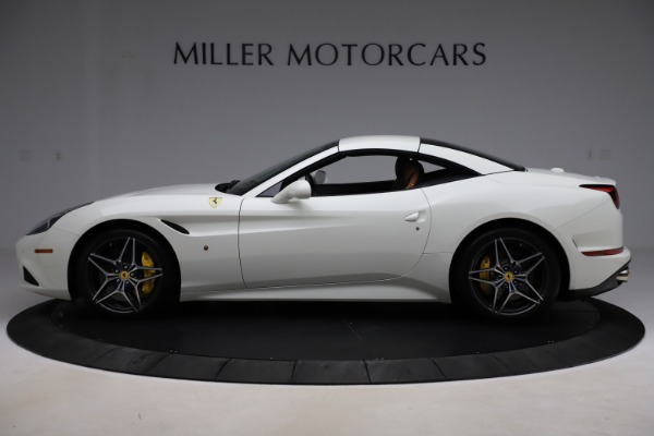 Used 2018 Ferrari California T for sale Sold at Maserati of Westport in Westport CT 06880 14