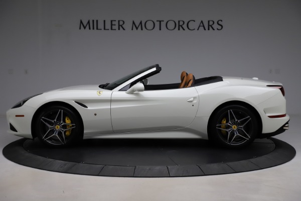 Used 2018 Ferrari California T for sale Sold at Maserati of Westport in Westport CT 06880 3