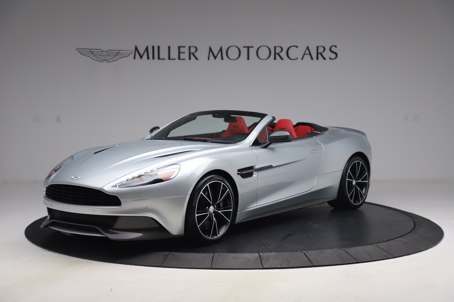 Used 2014 Aston Martin Vanquish Volante for sale Sold at Maserati of Westport in Westport CT 06880 1