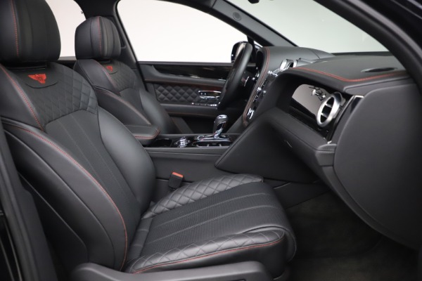 Used 2018 Bentley Bentayga Black Edition for sale Sold at Maserati of Westport in Westport CT 06880 25