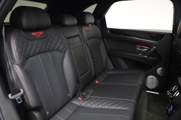 Used 2018 Bentley Bentayga Black Edition for sale Sold at Maserati of Westport in Westport CT 06880 28