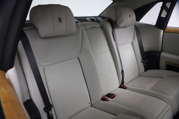 Used 2018 Rolls-Royce Ghost for sale $249,900 at Maserati of Westport in Westport CT 06880 18