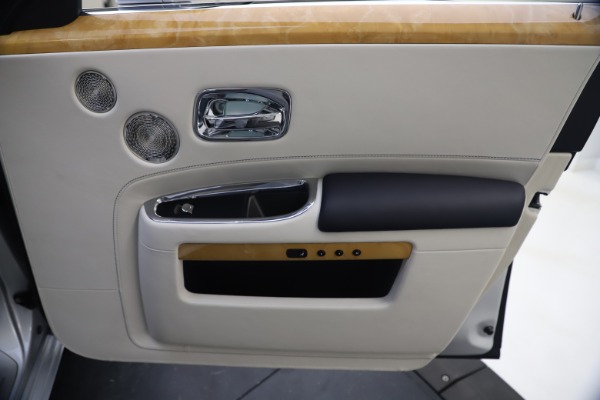 Used 2018 Rolls-Royce Ghost for sale $249,900 at Maserati of Westport in Westport CT 06880 25