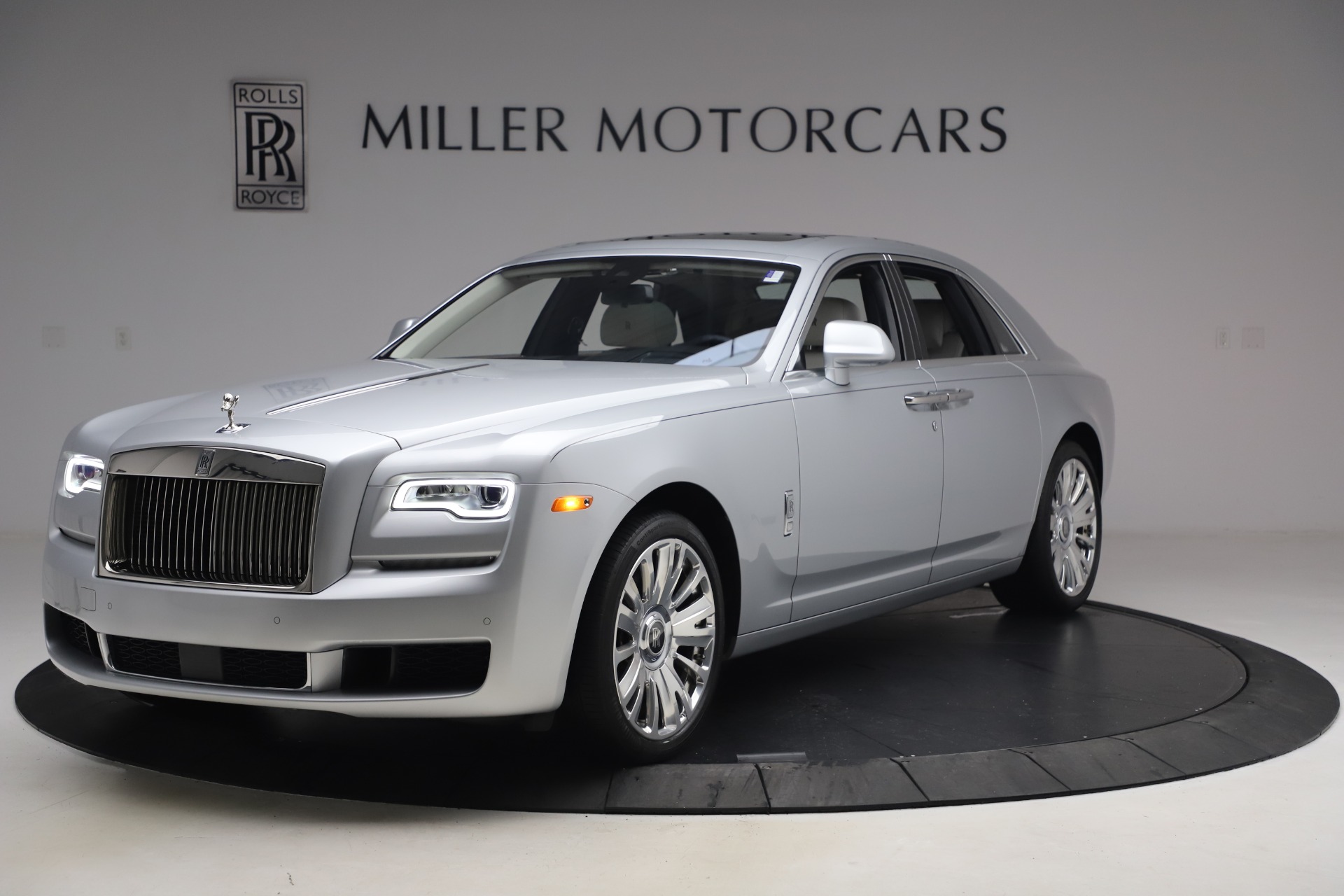 Used 2018 Rolls-Royce Ghost for sale $249,900 at Maserati of Westport in Westport CT 06880 1