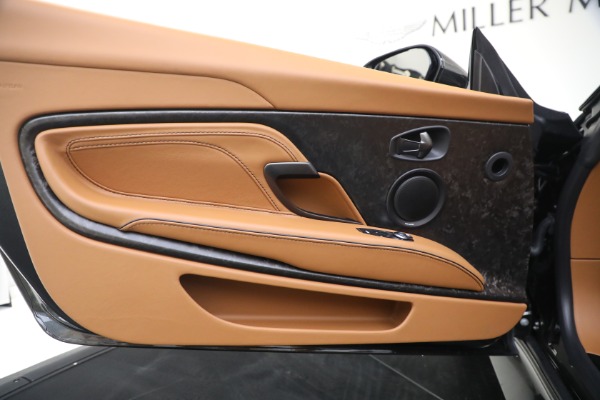 Used 2021 Aston Martin DBS Superleggera Volante for sale $295,900 at Maserati of Westport in Westport CT 06880 28