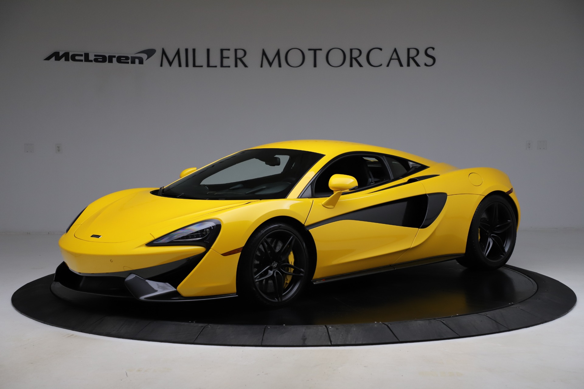 Used 2016 McLaren 570S for sale Sold at Maserati of Westport in Westport CT 06880 1