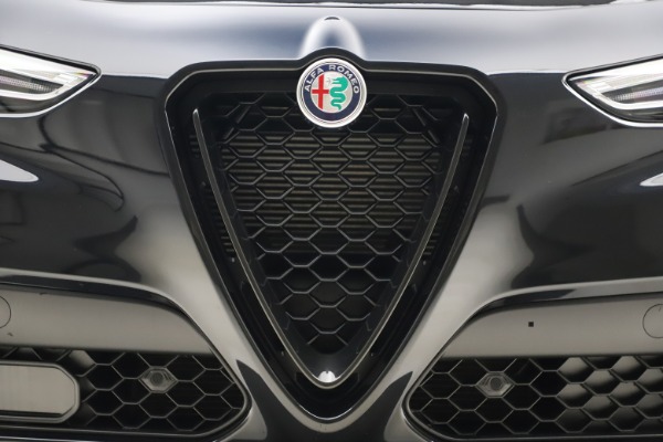 Used 2020 Alfa Romeo Stelvio Ti Sport Q4 for sale Sold at Maserati of Westport in Westport CT 06880 13