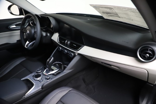 New 2021 Alfa Romeo Giulia Q4 for sale Call for price at Maserati of Westport in Westport CT 06880 22
