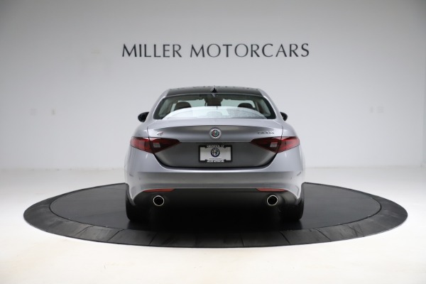 New 2021 Alfa Romeo Giulia Q4 for sale $47,085 at Maserati of Westport in Westport CT 06880 6