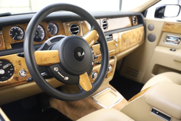 Used 2006 Rolls-Royce Phantom for sale Sold at Maserati of Westport in Westport CT 06880 19