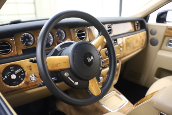 Used 2006 Rolls-Royce Phantom for sale Sold at Maserati of Westport in Westport CT 06880 20
