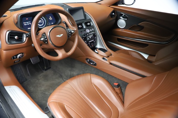 Used 2017 Aston Martin DB11 V12 Coupe for sale $134,900 at Maserati of Westport in Westport CT 06880 13
