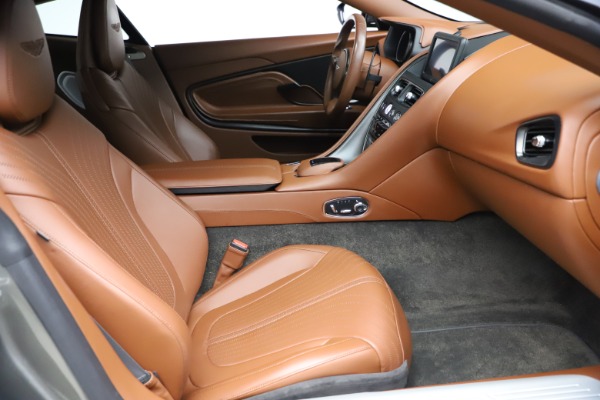 Used 2017 Aston Martin DB11 V12 Coupe for sale $134,900 at Maserati of Westport in Westport CT 06880 20