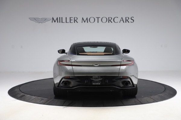 Used 2017 Aston Martin DB11 V12 Coupe for sale $134,900 at Maserati of Westport in Westport CT 06880 5