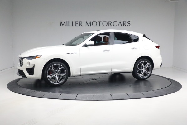Used 2021 Maserati Levante Q4 for sale Sold at Maserati of Westport in Westport CT 06880 4
