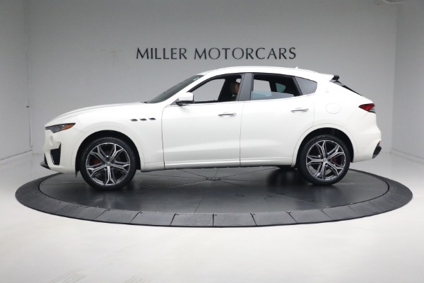 Used 2021 Maserati Levante Q4 for sale Sold at Maserati of Westport in Westport CT 06880 5