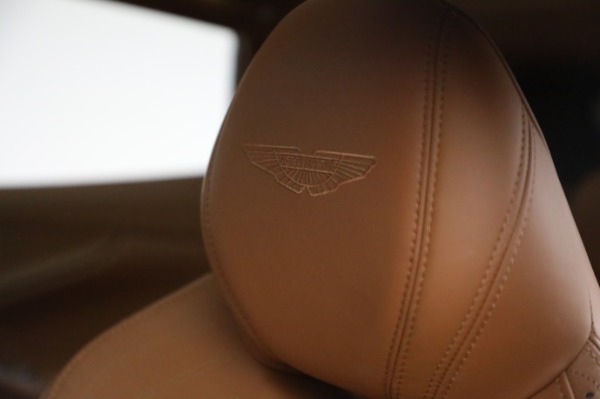 New 2021 Aston Martin DBX SUV for sale $221,386 at Maserati of Westport in Westport CT 06880 17